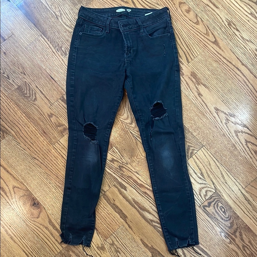 Women’s Old Navy Rockstar Super Skinny Ankle Jeans. Size 6. Excellent Condition.